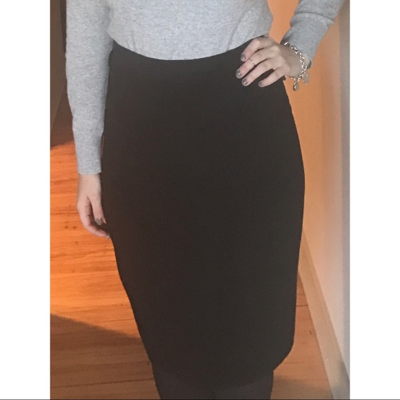 ➽ High waisted skirt! - Picture 2 of 3